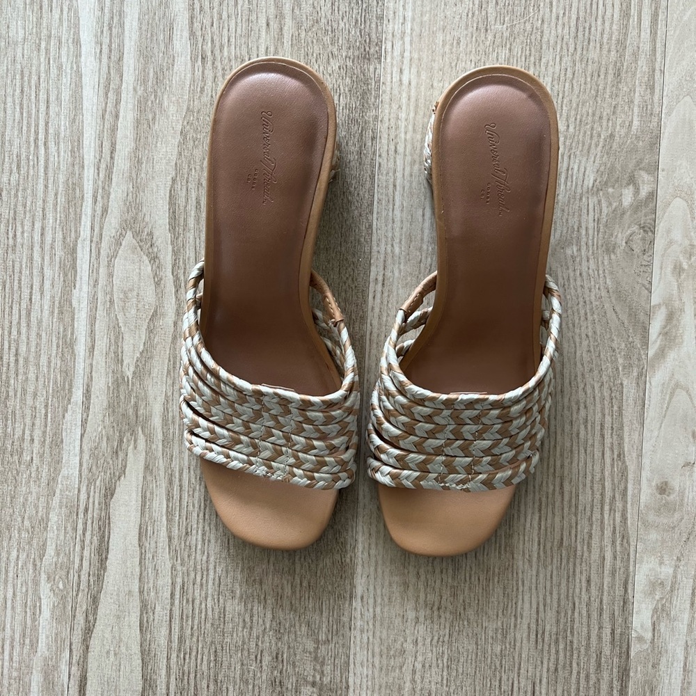 Universal Thread Block Heel Sandals - Picture 3 of 6